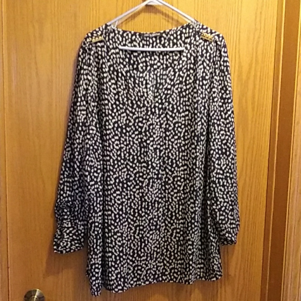Pattern blouse